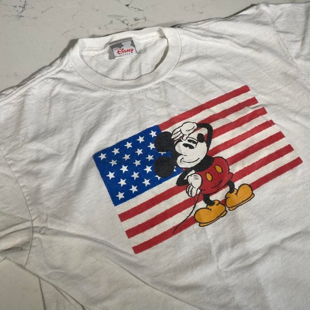 Vintage Disney Store‎ Mickey Mouse USA Flag Tshirt size large